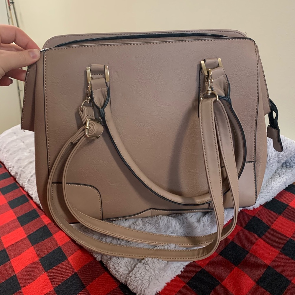 Mossimo taupe tote
